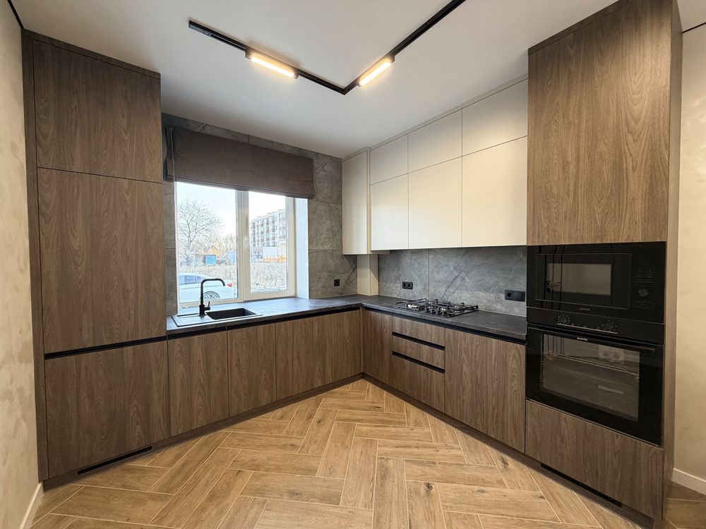 823bfba68e185dbbca47dbb4e80145e6 Продам 2 поверховий таунхаус з ремонтом - Зображення 1
